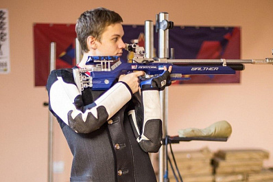 Самарец привез две награды со всероссийских соревнований по стрельбе
