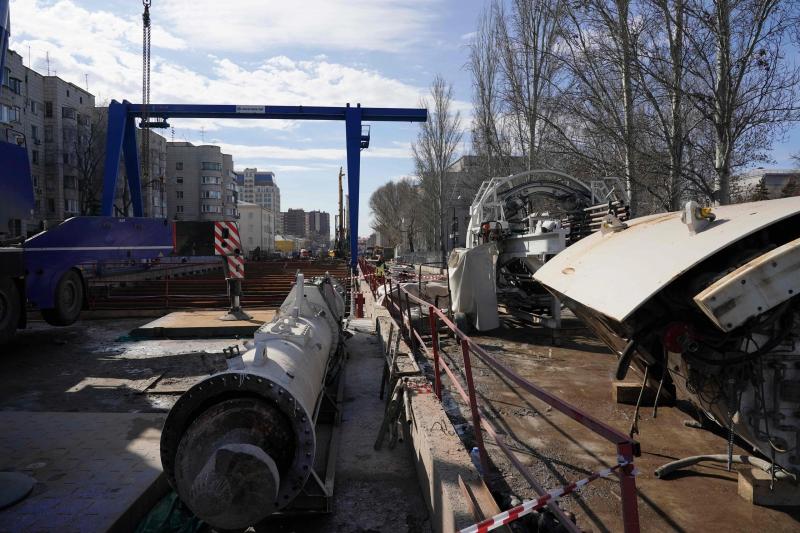 Дмитрий Азаров и Игорь Комаров проконтролировали ход строительства станции метро "Театральная" в Самаре