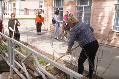 В Самаре благоустроили территорию у дома Героя Советского Союза