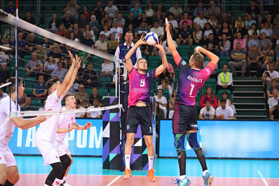 Волейбольная "Нова" дома проиграла "Белогорью"