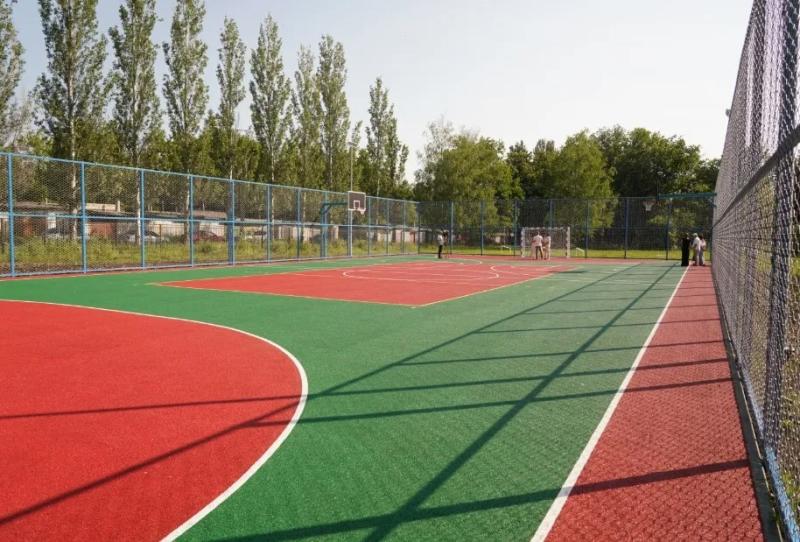 Поле возможностей: в Самаре преобразили очередную спортплощадку