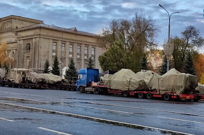 В Самаре открылась первая в России передвижная выставка трофейной техники 