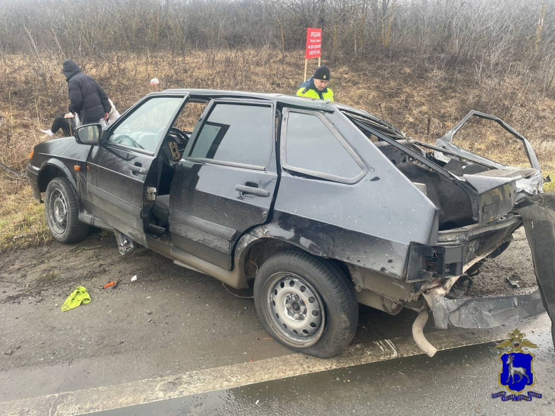 В Самарской области 30 ноября столкнулись две отечественные легковушки