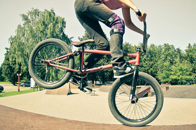 Круглова и Ризаева прокатились в парке "Урам"