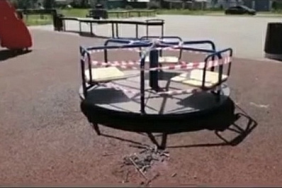 В Сызрани на детской площадке 4-летний мальчик лишился пальца