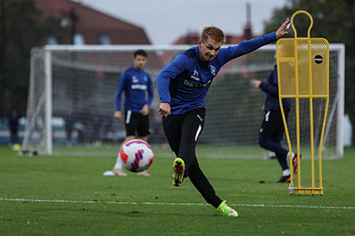 Самые молодые: футболисты "Крыльев Советов" ведут подготовку к столичному матчу 