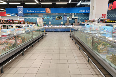 Смотреть в глаза и нюхать: эксперт дал рекомендации по выбору свежей рыбы