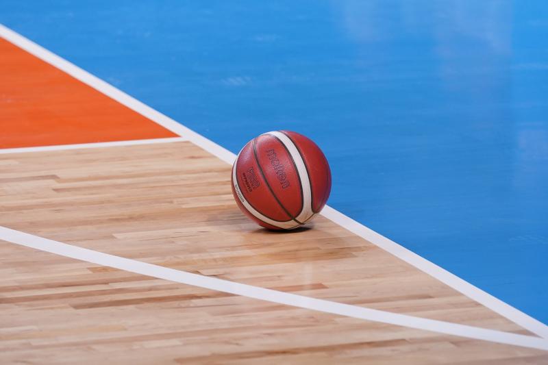 Самарские баскетболисты дома уступили команде "Пари Нижний Новгород"