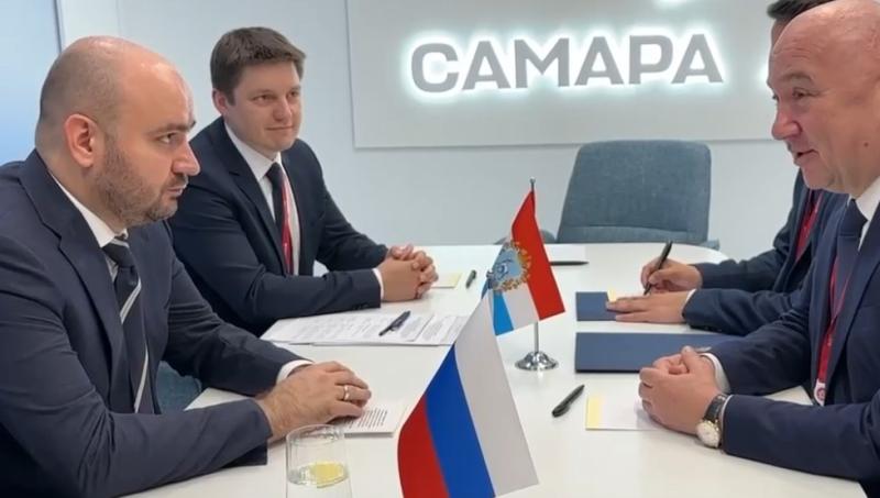 Губернатор Самарской области Вячеслав Федорищев провёл рабочую встречу с министром международного экономического сотрудничества Республики Сербия Ненадом Поповичем
