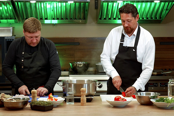 Уха из судака, стерляди и петуха. Формула вкуса