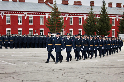 Из сызранского лётного училища выпустилось 300 молодых лейтенантов