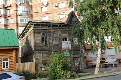 Деревянный дом в традициях русского зодчества на ул. Рабочей взяли под охрану в Самаре