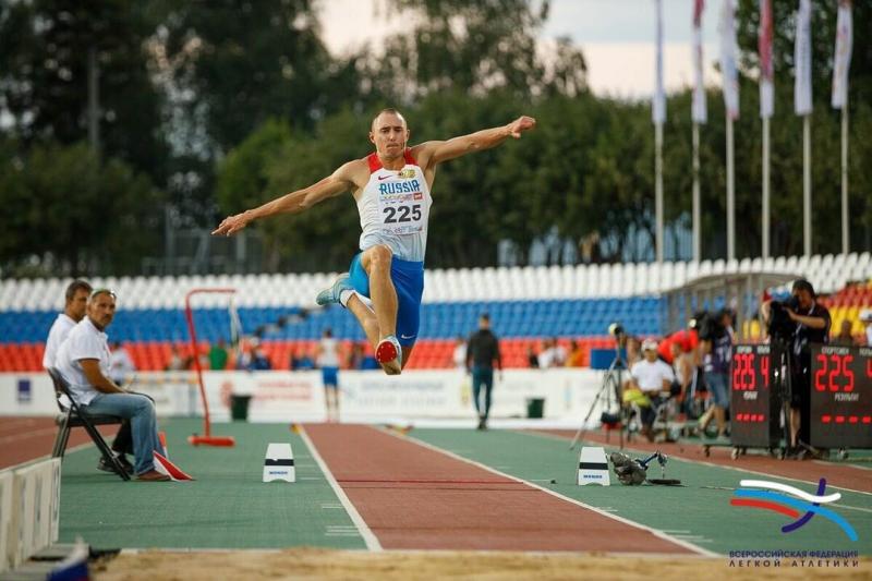 Александр Юрченко прыгнул на медаль