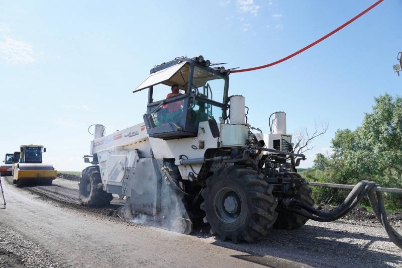Жители 3 сел Кинель-Черкасского района дождались ремонта важной трассы