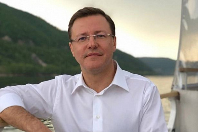 "Видим плоды вашей работы": Дмитрия Азарова поздравили жители региона, коллеги и единомышленники