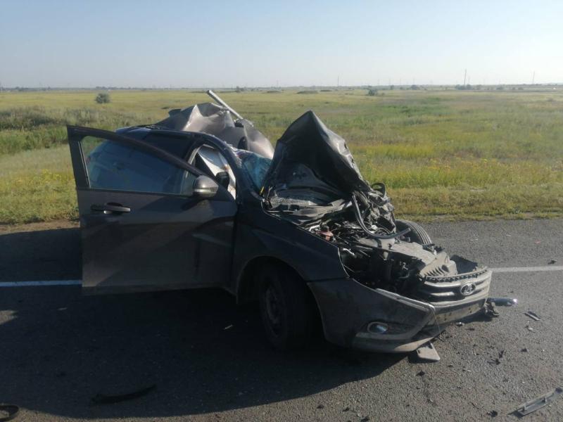 В Нефтегорском районе 30 июля в ДТП погибли водитель и пассажир "Весты" 