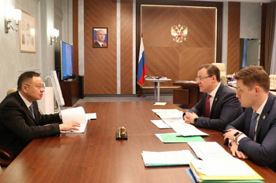 Губернатор Самарской области и министр строительства РФ обсудили планы на 2021 год