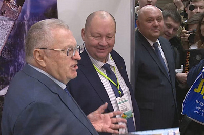 Владимир Жириновской побывал на специализированной выставке, посвященной охоте и рыболовству