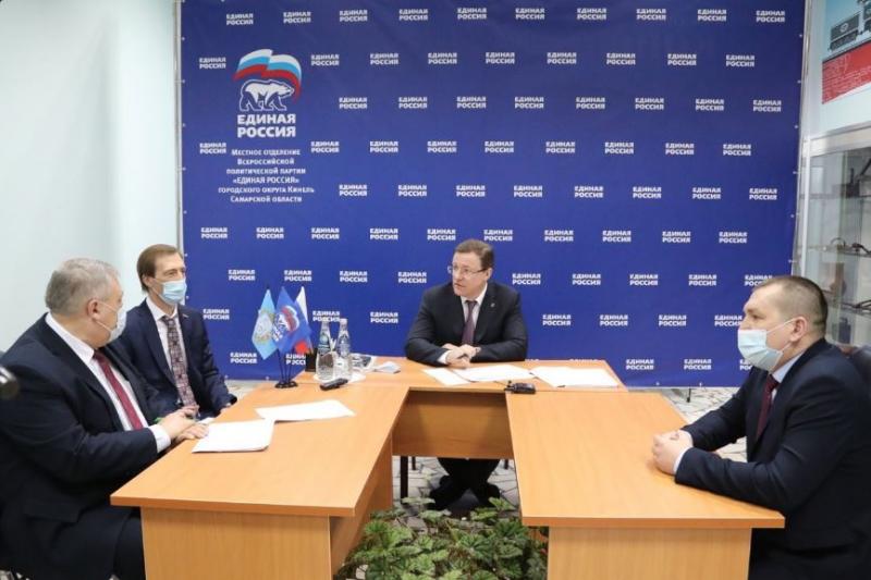 Губернатор Дмитрий Азаров провел личный прием граждан в Кинеле