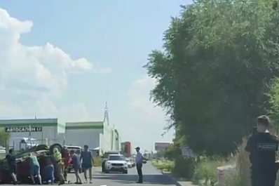 Столкнулись две Mitsubishi: в Самаре иномарка перевернулась на крышу