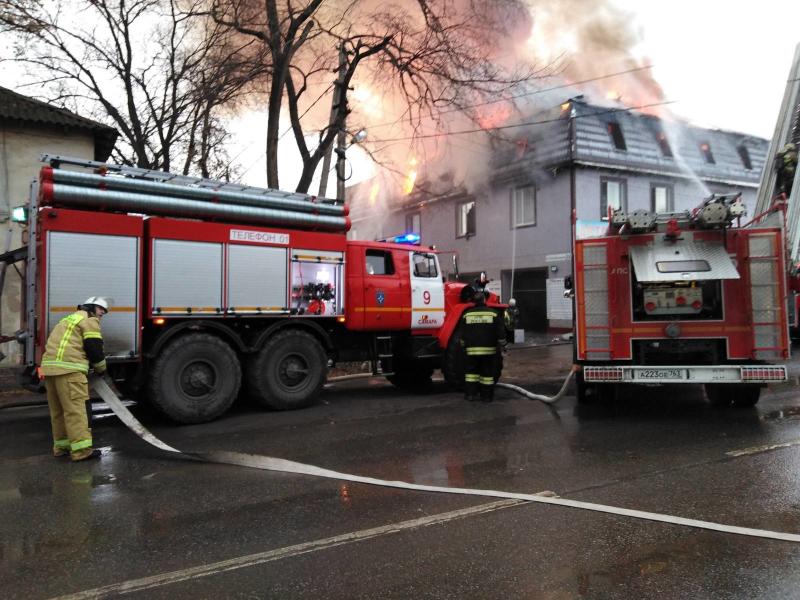 В Самаре дом, где в пожаре погибли 4 человека, использовали под общежитие для мигрантов