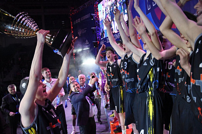 В Тольятти прошел финал Всероссийского чемпионата школьной лиги "КЭС-Баскет"