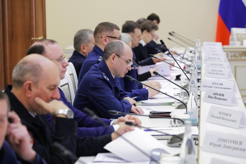 Александр Козлов и Вячеслав Федорищев обсудили завершение строительства очистных сооружений