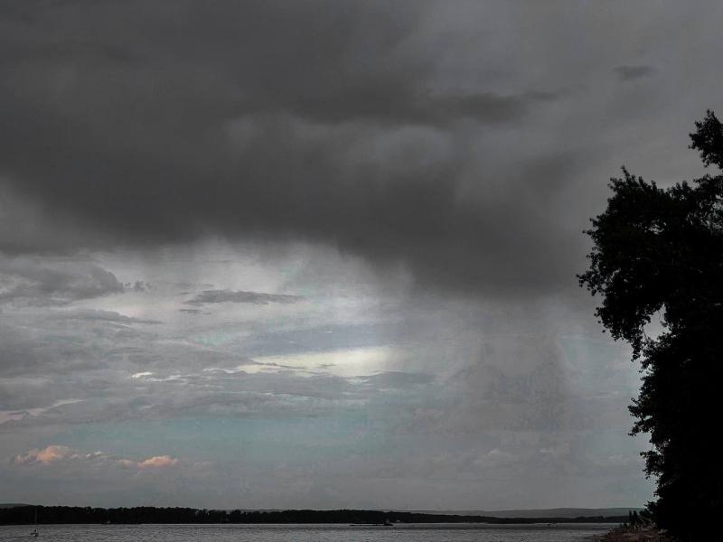 На Самарскую область 13 июля обрушатся гроза и град