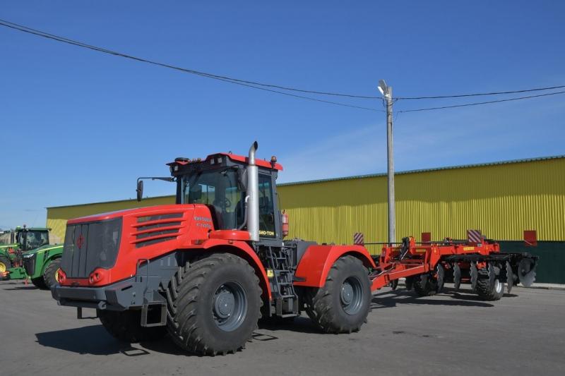 Первый замминистра сельского хозяйства РФ ознакомился с работой крупнейшего производителя подсолнечника