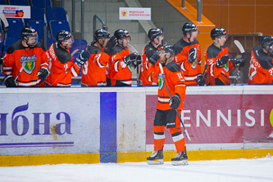 "Летчиков" испытают хоккеисты "Ермака"