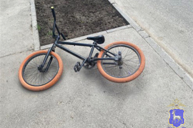 В Самаре 49-летний мужчина на Hyundai Solaris сбил велосипед с подростками