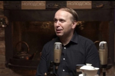 Спортивный комментатор Денис Казанский отметил игру "Крыльев Советов" в Грозном и дал прогноз на финал