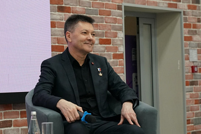 Самарский космонавт Олег Кононенко поздравил жителей региона с Днем России