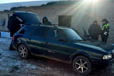 Арестовали машину прямо на дороге: в Борском полицейские и приставы провели рейд по должникам