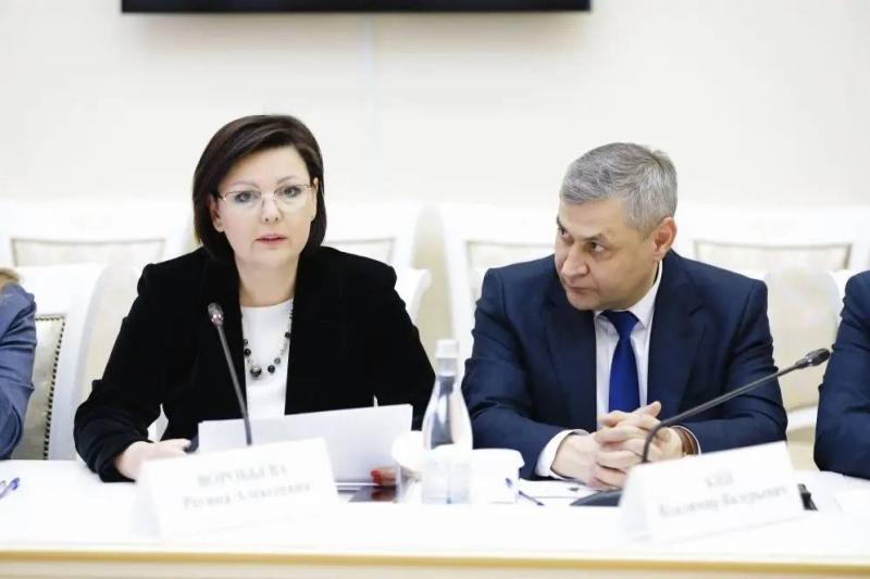 Вячеслав Федорищев провел оперативное совещание регионального Правительства