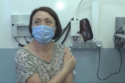 Жители Чапаевска проходят вакцинацию от COVID-19 в передвижных прививочных пунктах