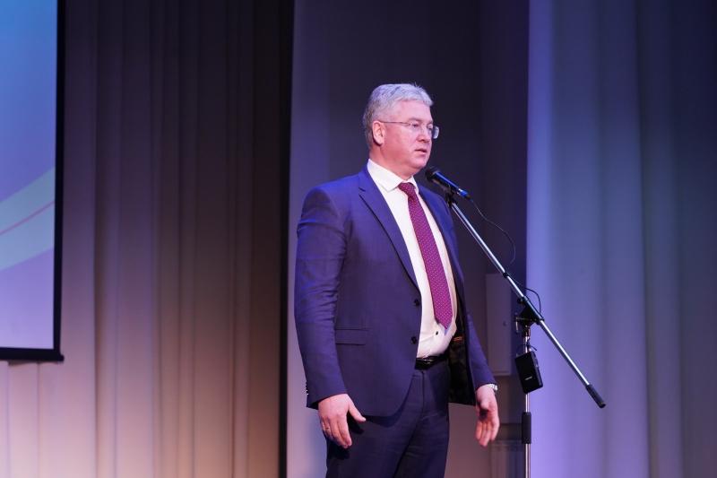 Старт дан: в Самарской области официально открыли Год педагога и наставника