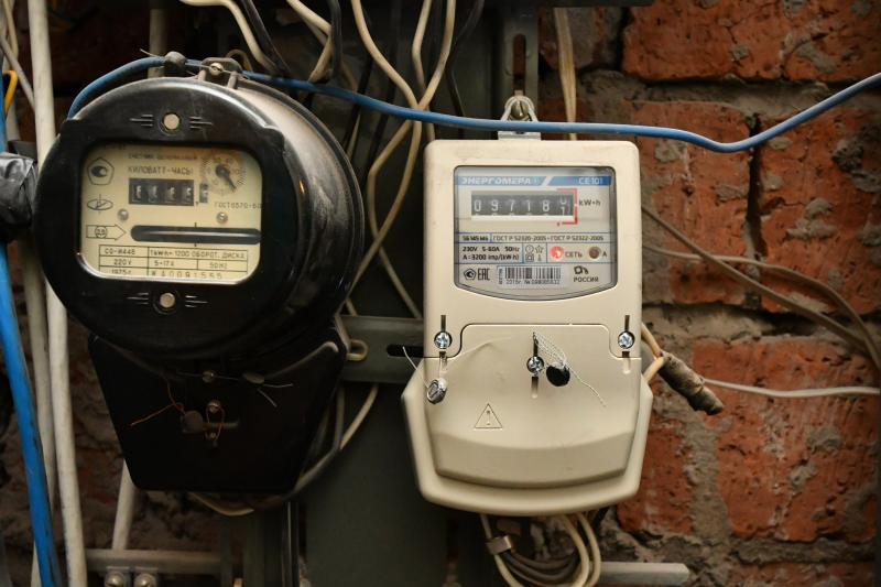 Россиянам рассказали, что делать, если электросчетчик стал показывать большой расход