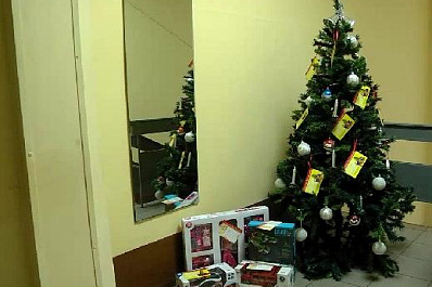 Росгардейцы присоединились к акции "Елка желаний"