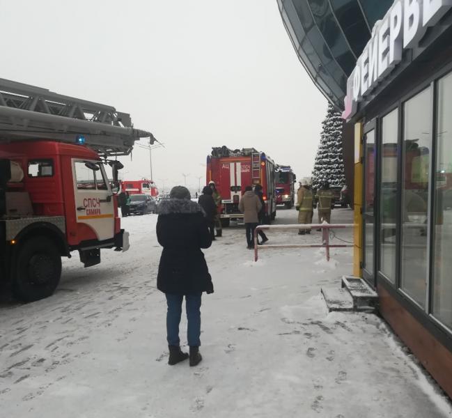В Самаре из ТЦ "Московский" эвакуировали людей