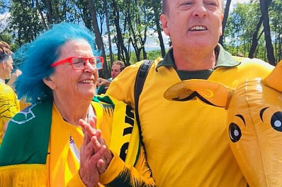 70-летняя болельщица из Австралии приехала в Самару на матч ЧМ-2018