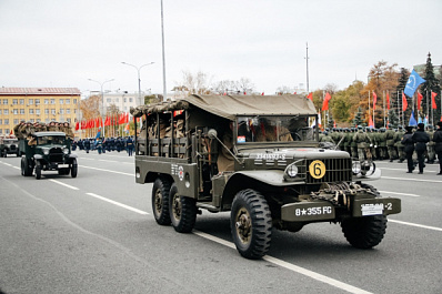 Прямая трансляция: Парад Памяти в Самаре