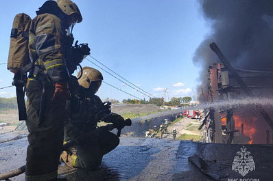 В Самаре 19 августа загорелся склад с лакокрасочными материалами