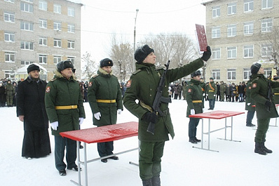400 новобранцев частях ЦВО, дислоцированных в Самаре, приняли присягу