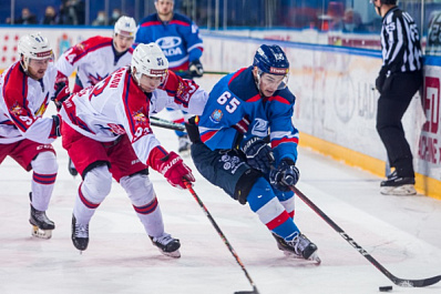 Тольяттинская "Лада" проиграла "Ижстали" в матче ВХЛ