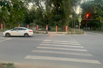 В Самаре водитель Hyundai Solaris сбил двоих детей на пешеходном переходе