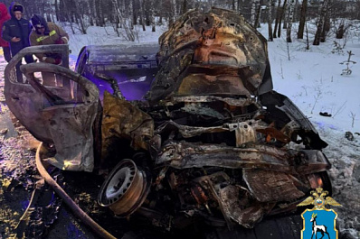 Водитель погиб: в Самарской области на трассе столкнулись автобус и легковушка