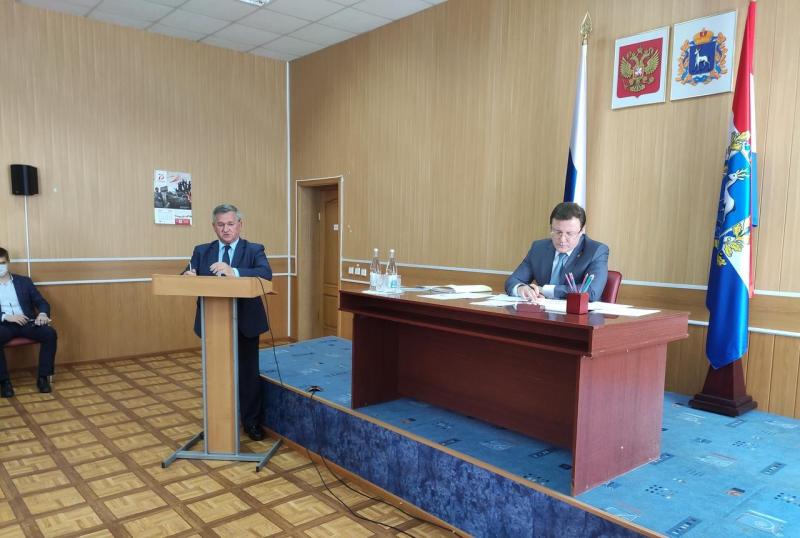 Дмитрий Азаров проводит совещание по итогам посевной кампании