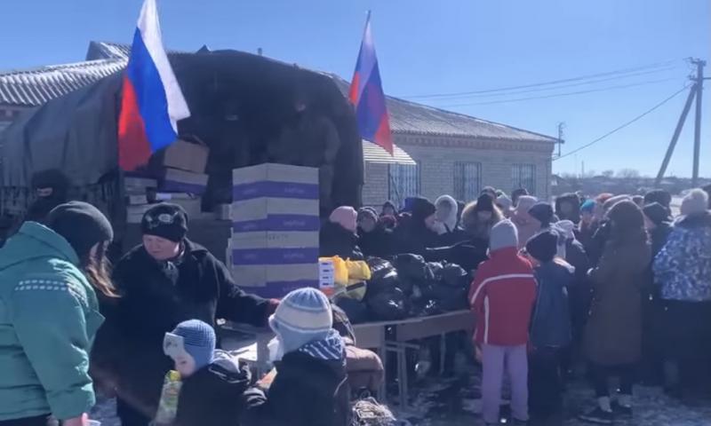 Российские военные доставили в Харьковскую область 4 тонны гуманитарной помощи