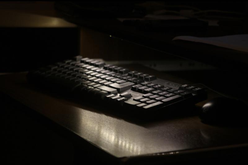 Правительство не обяжет россиян использовать "Госуслуги" для покупок на маркетплейсах